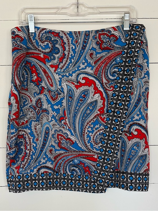 New York & Company Dresses & Skirts - New York & Co Faux Lined Wrap Skirt. Size 12
